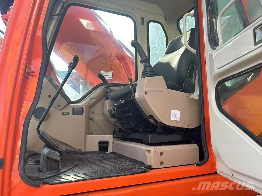 Doosan DH 225 LC-7 Bageri gusjeničari