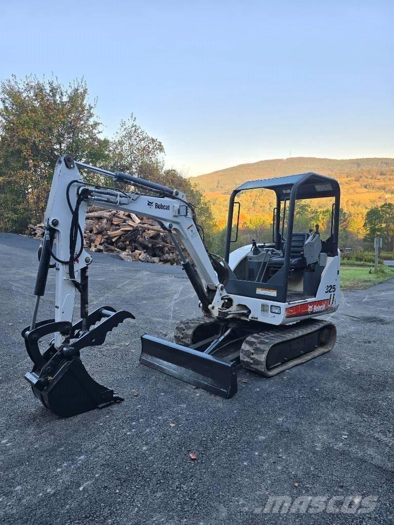 Bobcat 325 G Mini bageri <7t