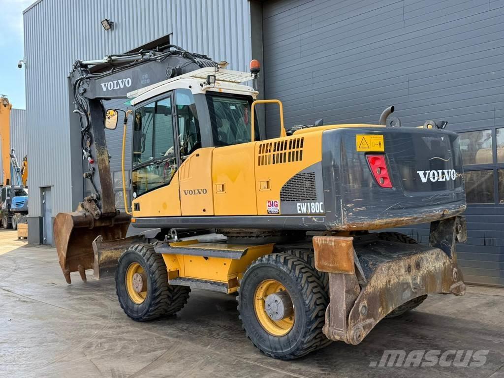 Volvo EW180C Bageri na kotačima