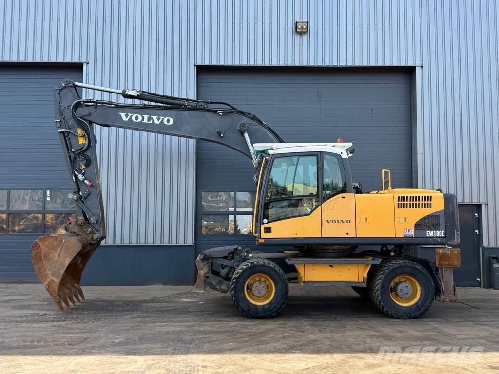 Volvo EW180C Bageri na kotačima