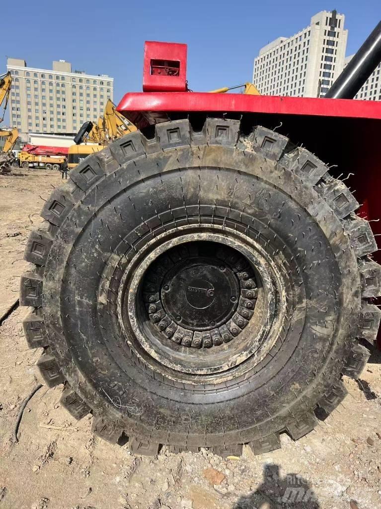 Kalmar DRT 450 Dohvatni viličari