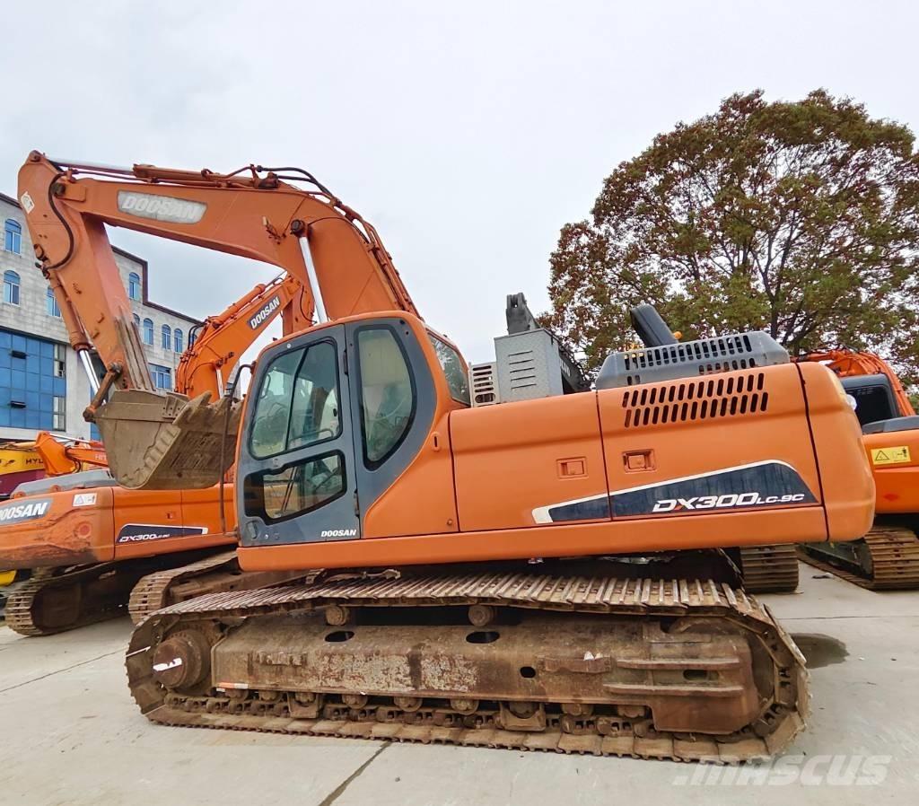 Doosan DX 300 LC-9C Bageri gusjeničari