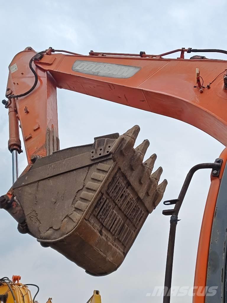 Doosan DX 300 LC-9C Bageri gusjeničari