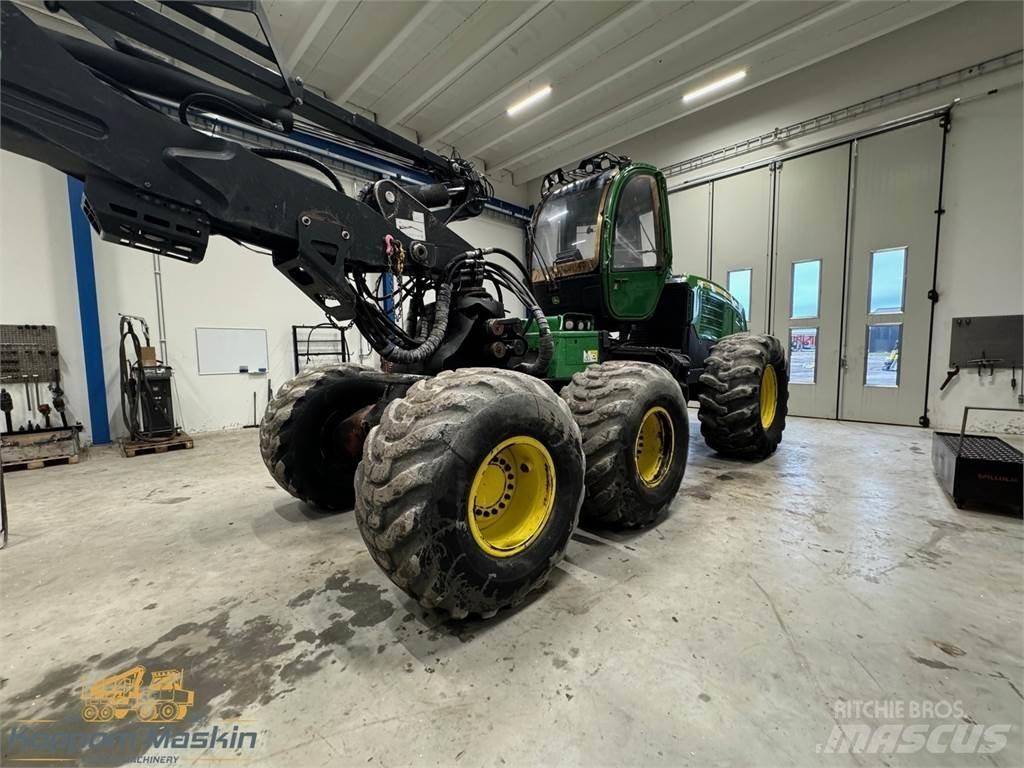 John Deere 1470E Harversteri