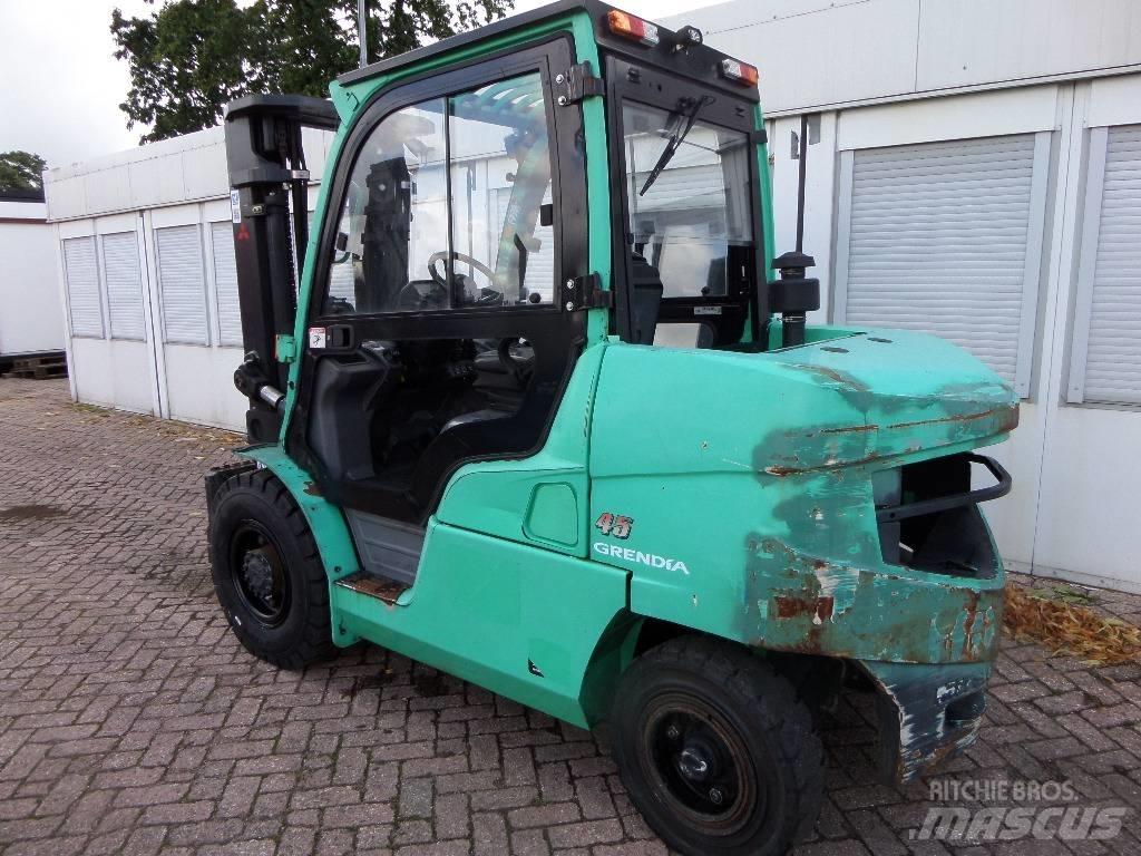 Mitsubishi FD45NT Dizelski viličari