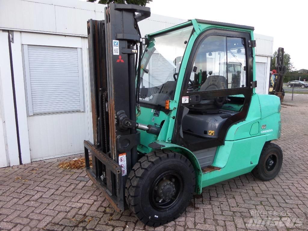 Mitsubishi FD45NT Dizelski viličari