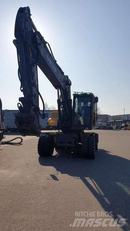 Volvo EW 210 C Bageri na kotačima