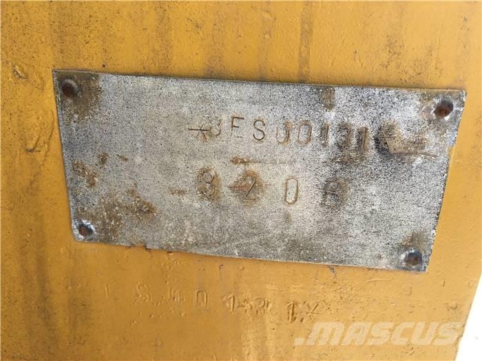 CAT 320 B Bageri gusjeničari