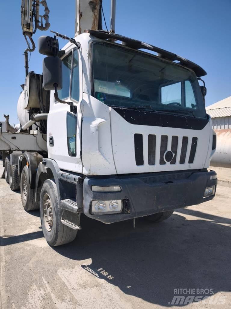 Astra Betonpompa Kamioni mikseri za beton