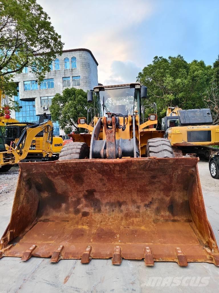 Volvo L 120 Utovarivači na kotačima