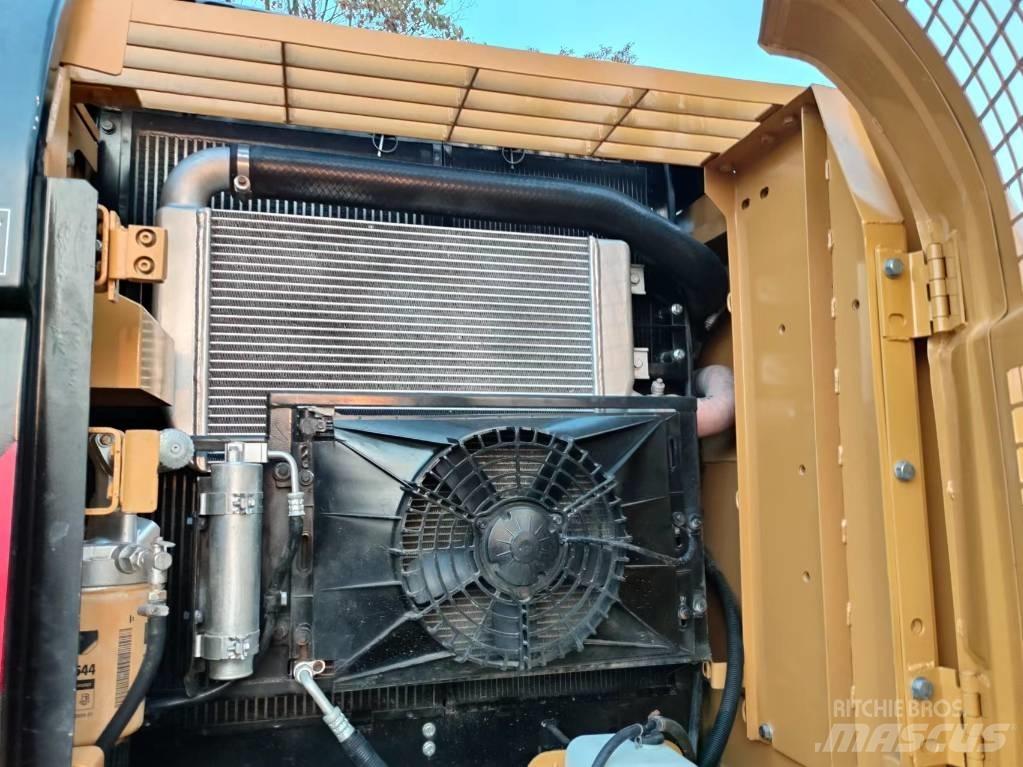CAT 320 D Bageri gusjeničari