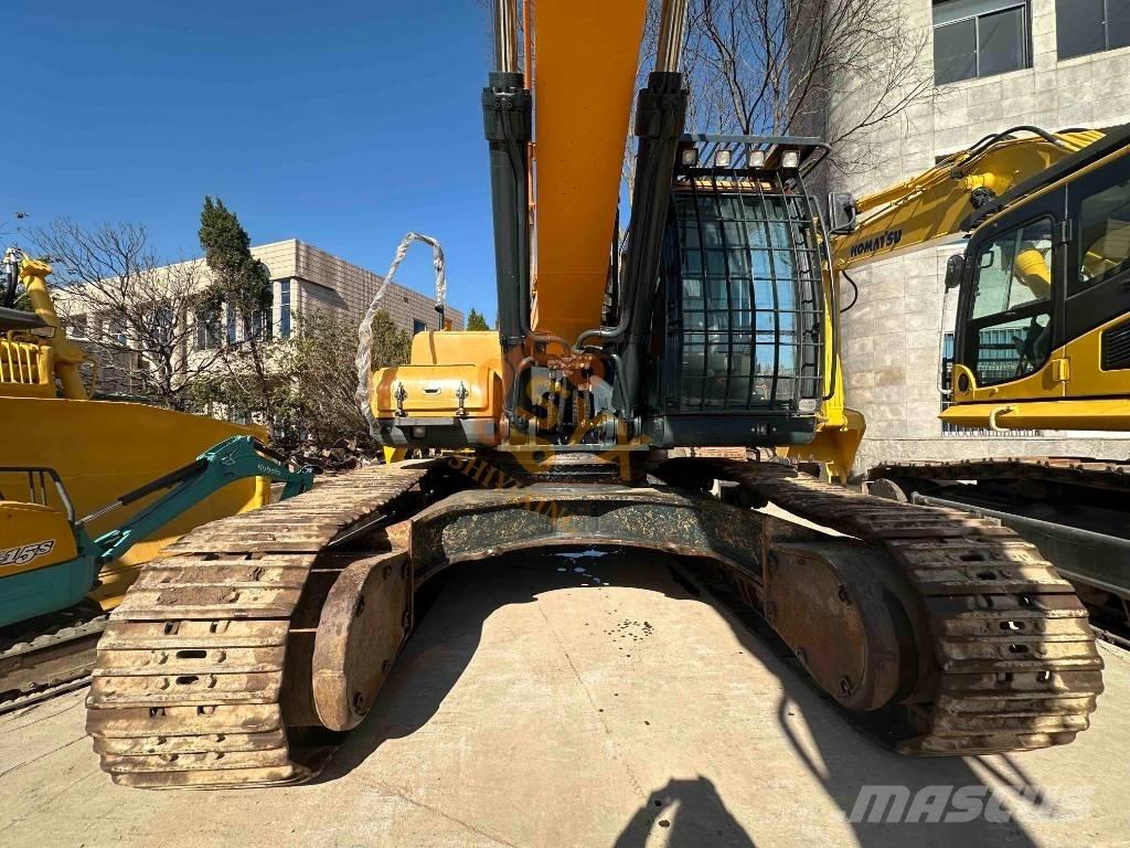 Hyundai Robex 520 VS Bageri gusjeničari