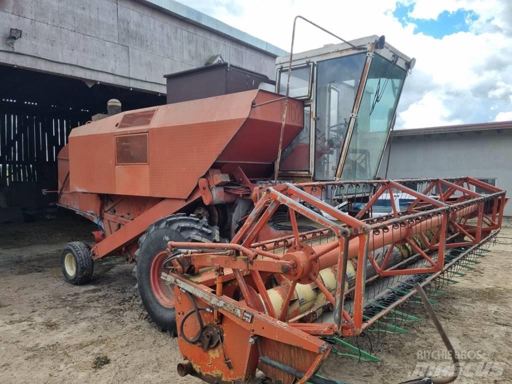 Laverda M152 Kombajni