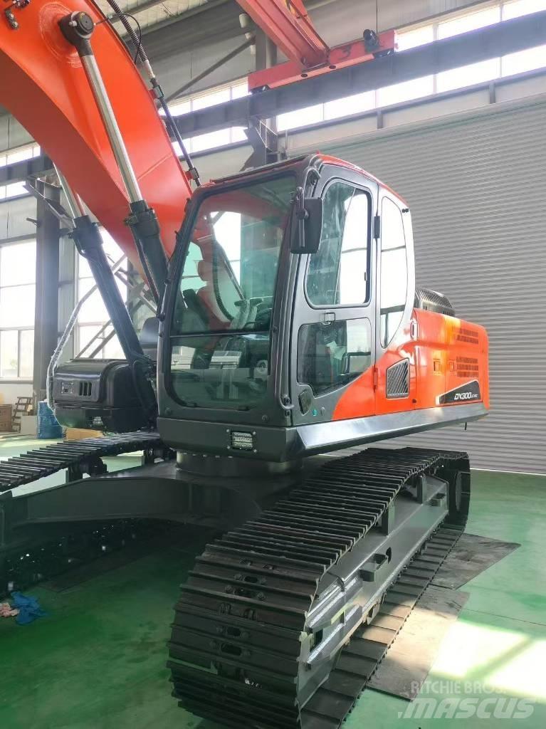 Doosan DX300 Midi bageri 7t – 12t
