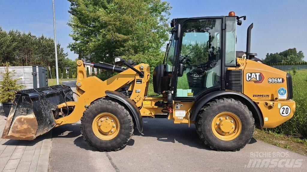 CAT 906M Utovarivači na kotačima