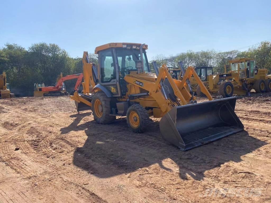 JCB 3CX Utovarni rovokopači