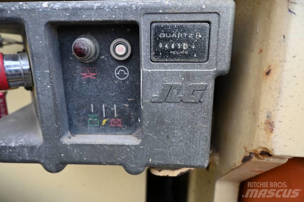 JLG 2030 ES Škaraste platforme