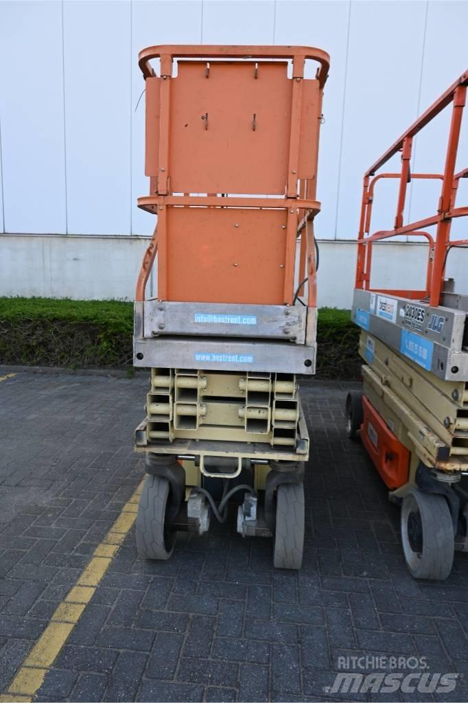 JLG 2030 ES Škaraste platforme