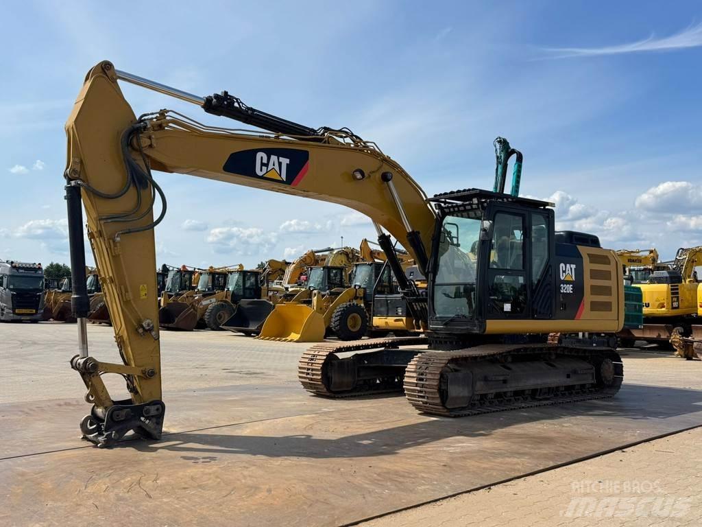 CAT 320E Bageri gusjeničari