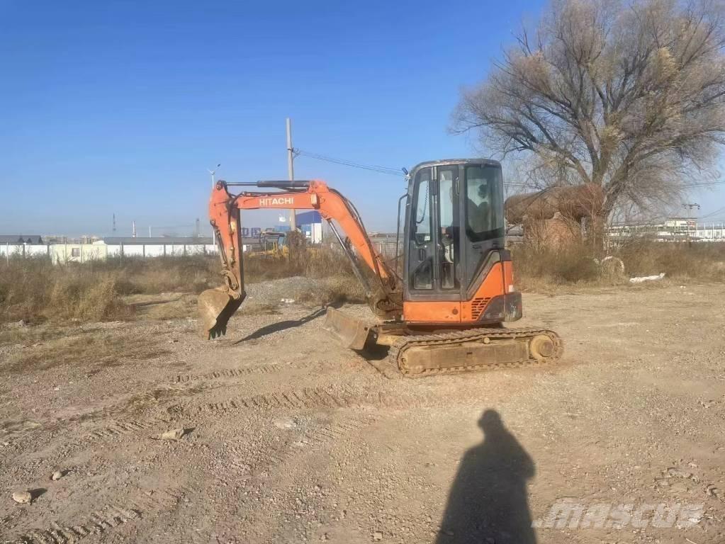 Hitachi ZX 35 U Mini bageri <7t