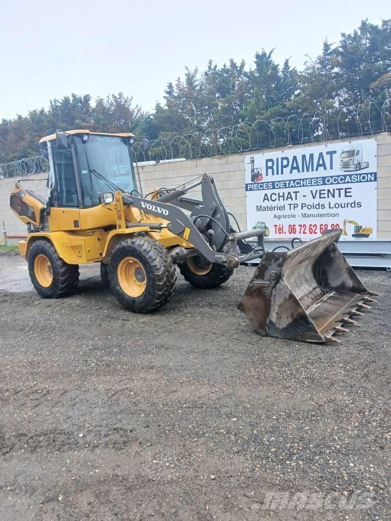 Volvo L 30 G Utovarivači na kotačima