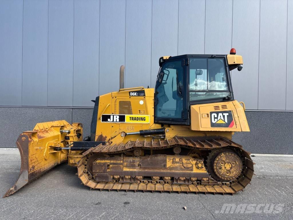 CAT D 6 K 2 LGP Buldožeri gusjeničari