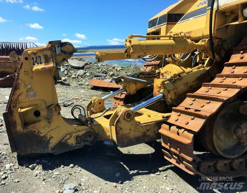 CAT D 11 R Buldožeri gusjeničari