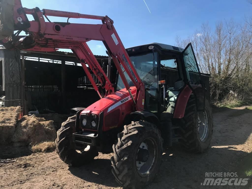 Massey Ferguson 5455 Traktori