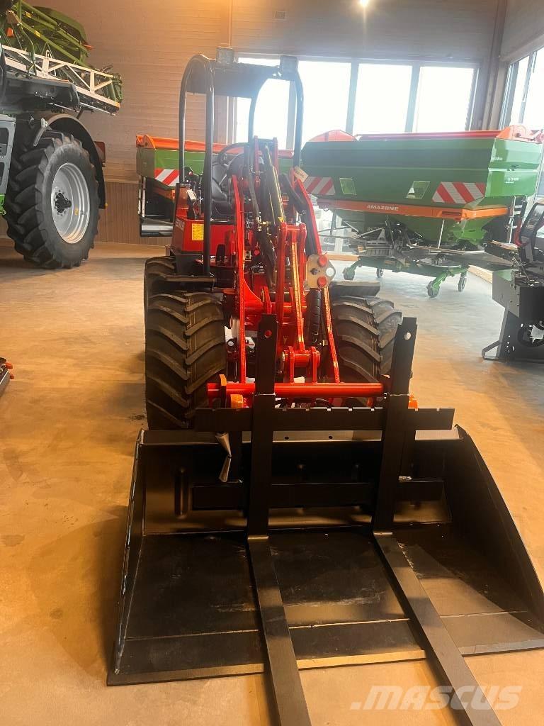 Thaler 2230S Višenamjenski utovarivači