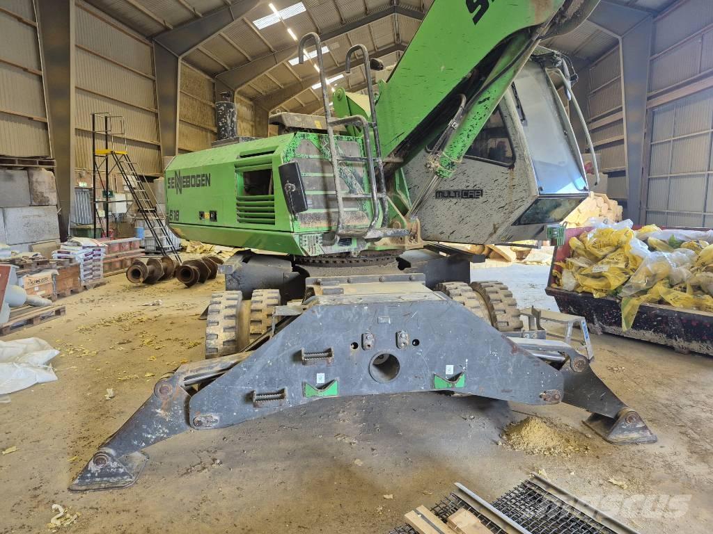 Sennebogen 818 Bageri za manipuliranje materijalom / otpadom