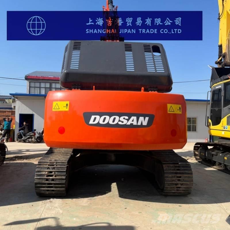 Doosan DX 300 Bageri gusjeničari