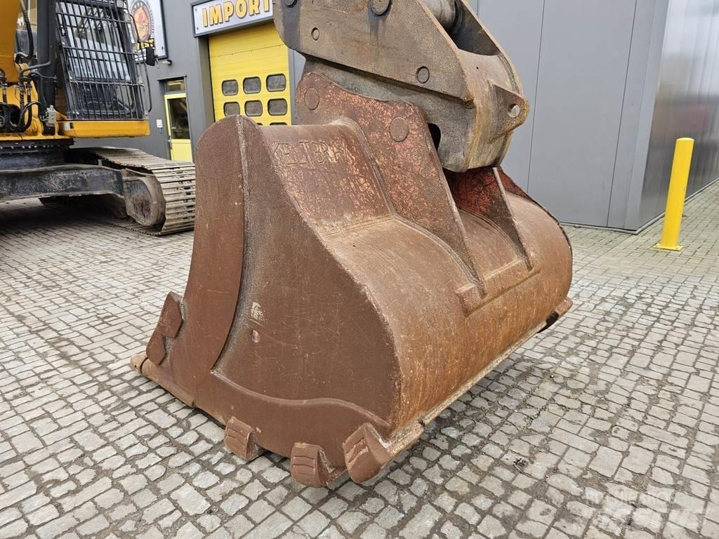 LiuGong CLG950E Bageri gusjeničari