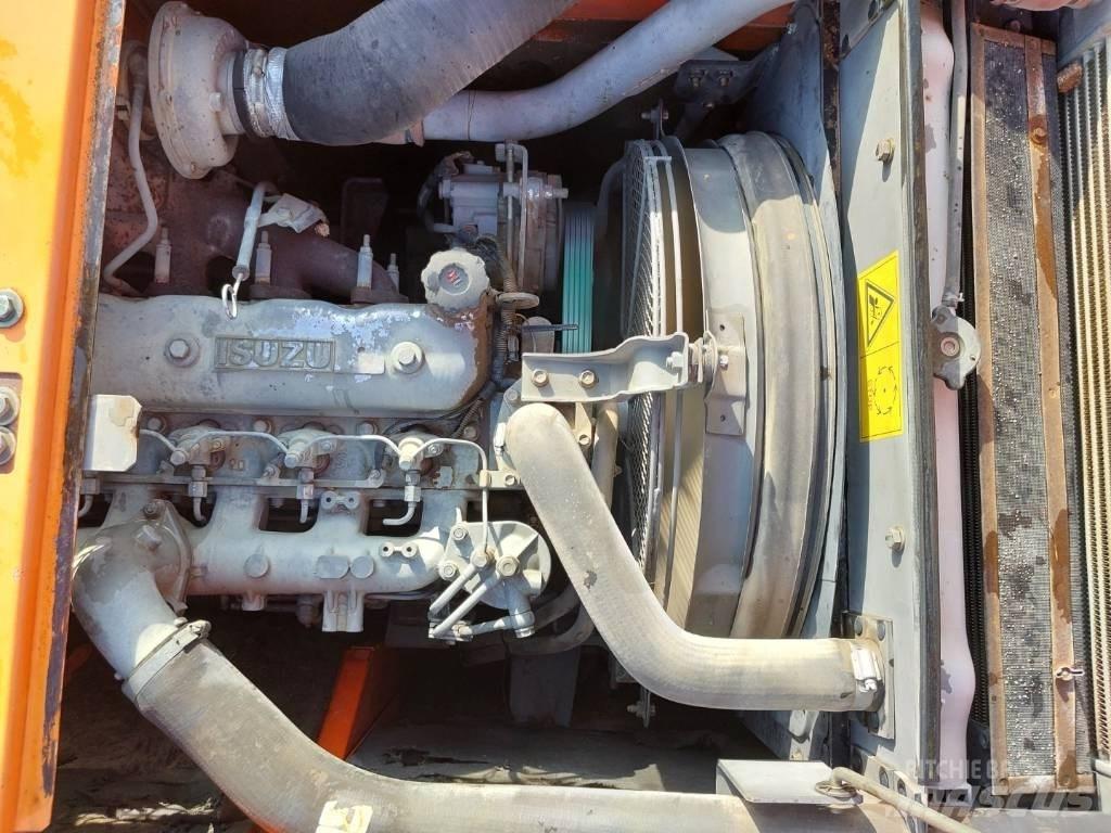 Hitachi ZX225USRLC Bageri gusjeničari