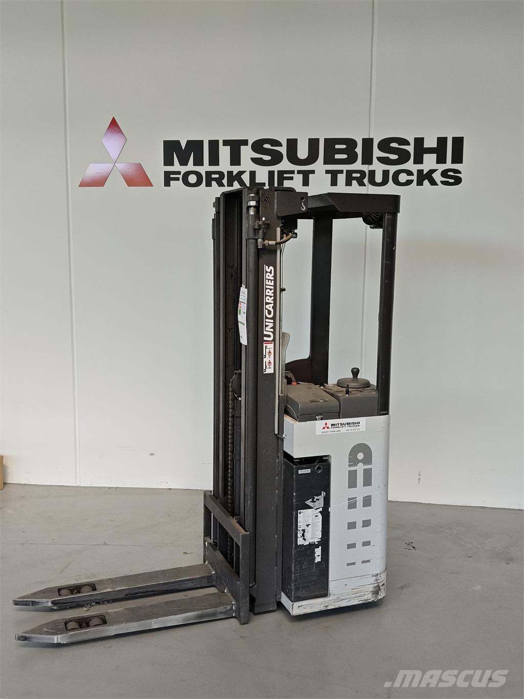 Atlet AJN160 Samopogonski ručni viličari