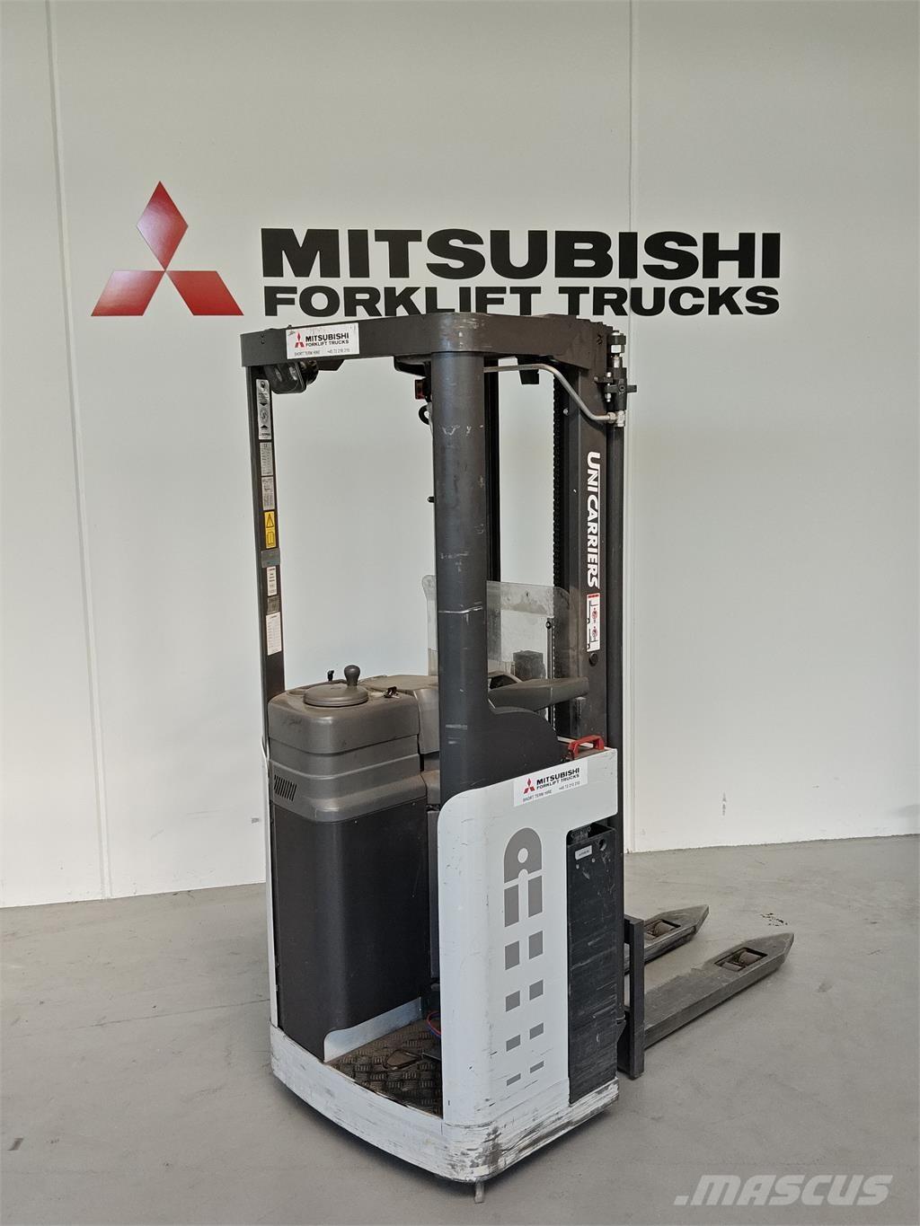 Atlet AJN160 Samopogonski ručni viličari