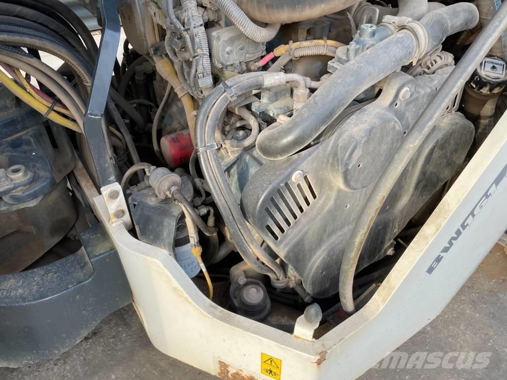 Bomag BW 161 AD-5 Valjci sa dvojnim bubnjem