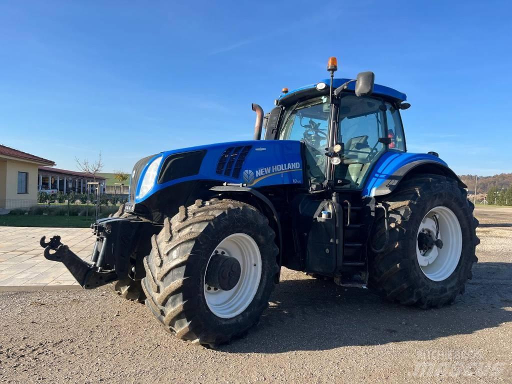 New Holland T 8.420 Traktori