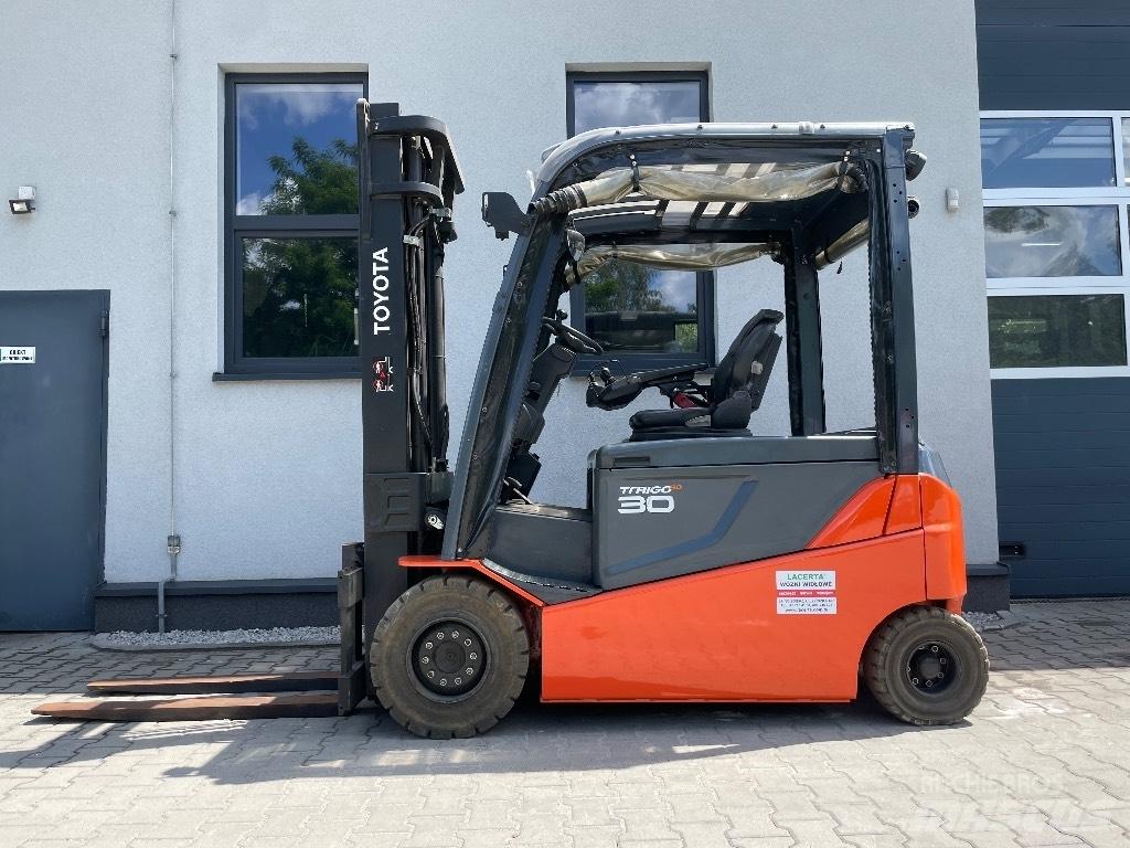 Toyota 8FBMT30 Električni viličari