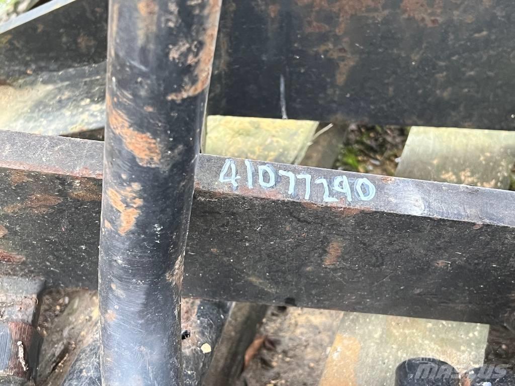JCB Q FIT FORKS Ostala oprema za utovarivanje i kopanje