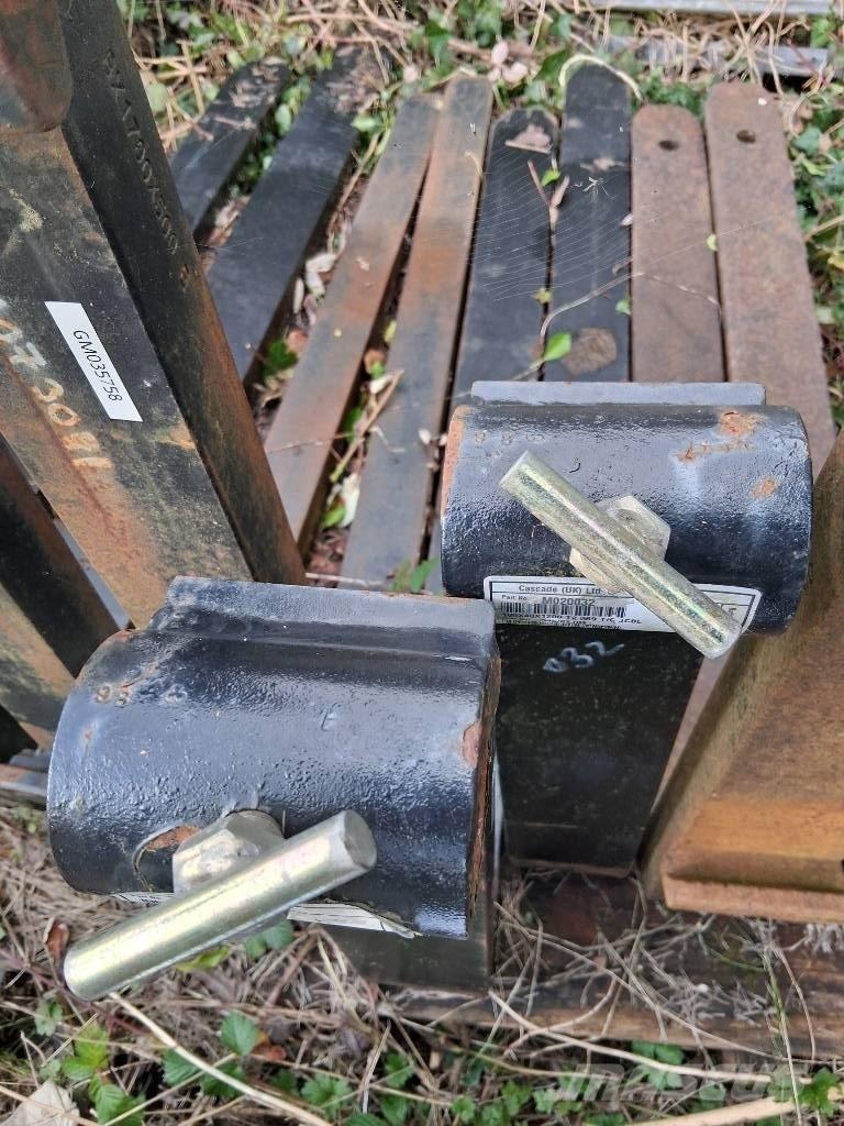 JCB Q FIT FORKS Ostala oprema za utovarivanje i kopanje