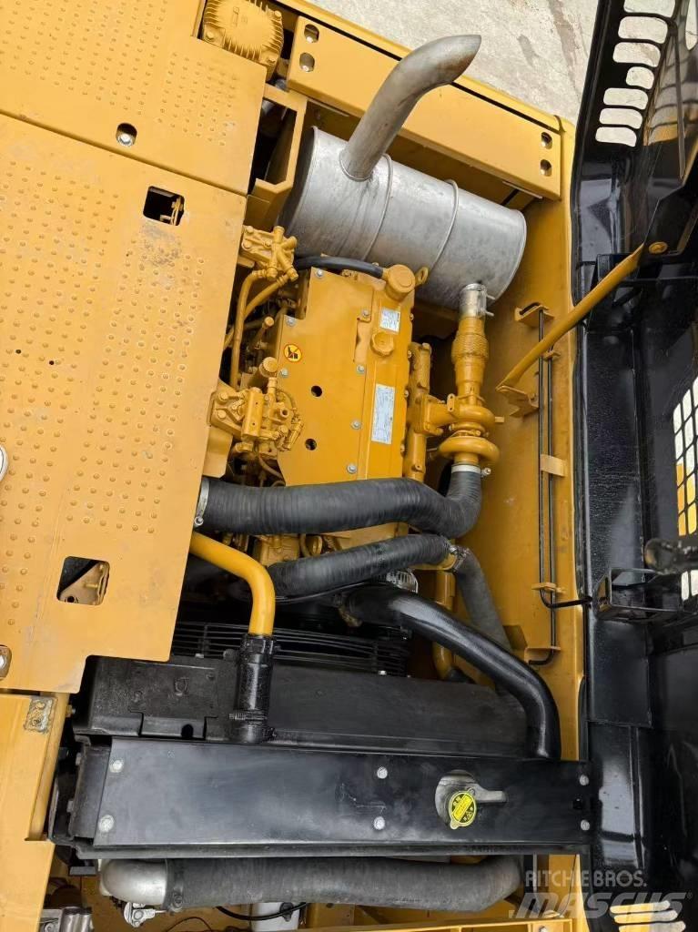 CAT 320 D Bageri gusjeničari
