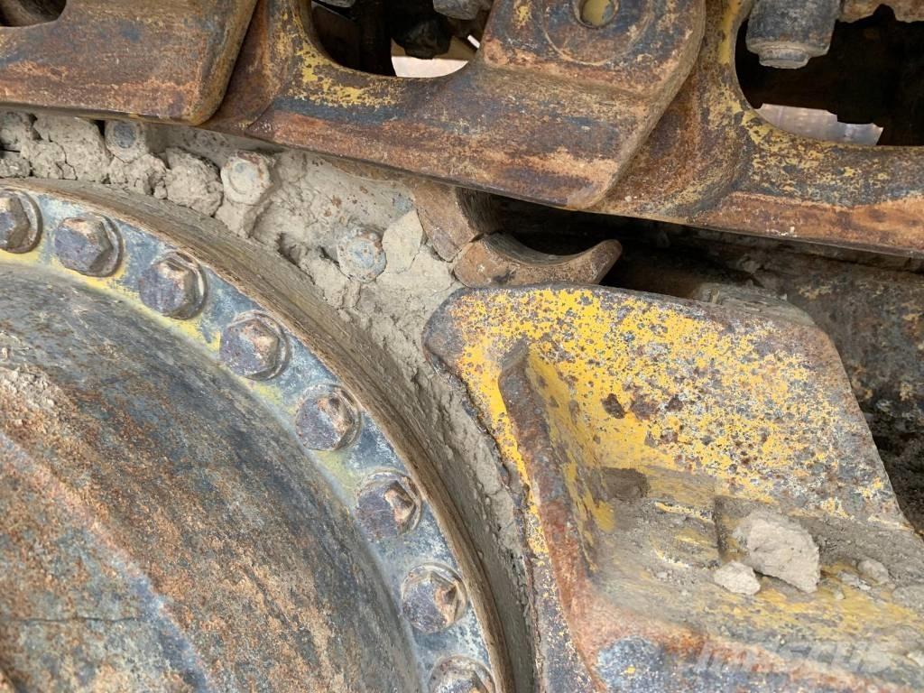 Komatsu D 61 PX-23 Buldožeri gusjeničari