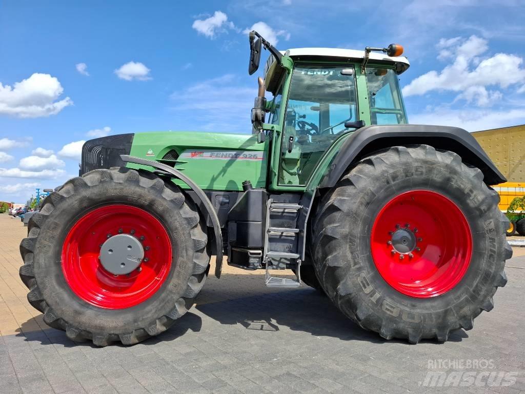 Fendt 926 Vario TMS Traktori