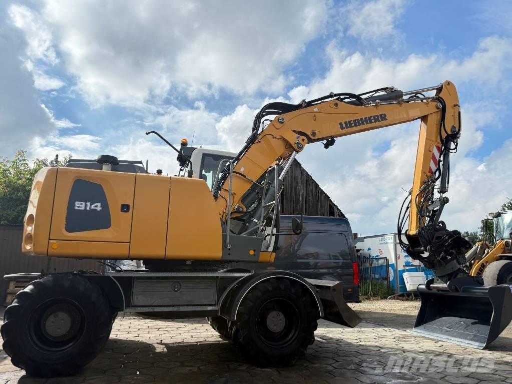 Liebherr A 914 Bageri na kotačima
