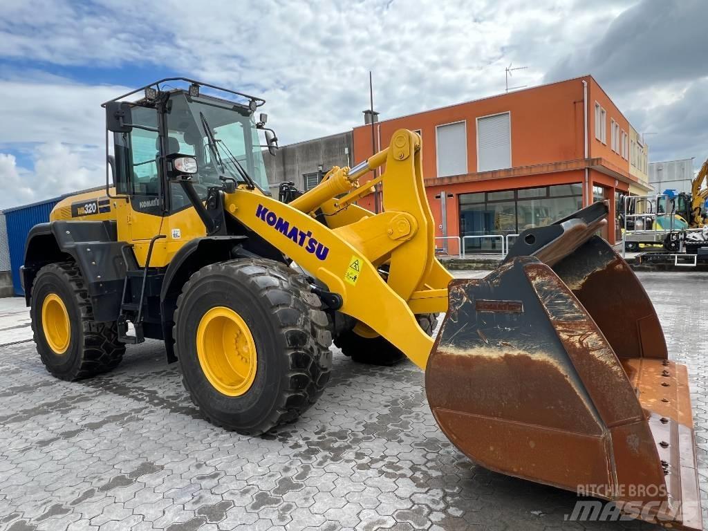 Komatsu WA320-7 Utovarivači na kotačima