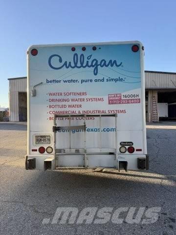 Hino 338 Kamioni za prijevoz pića