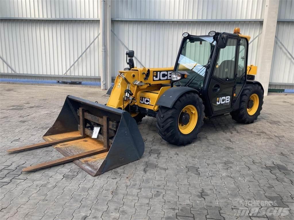 JCB 525-60 Hi Viz Poljoprivredni teleskopski utovarivači