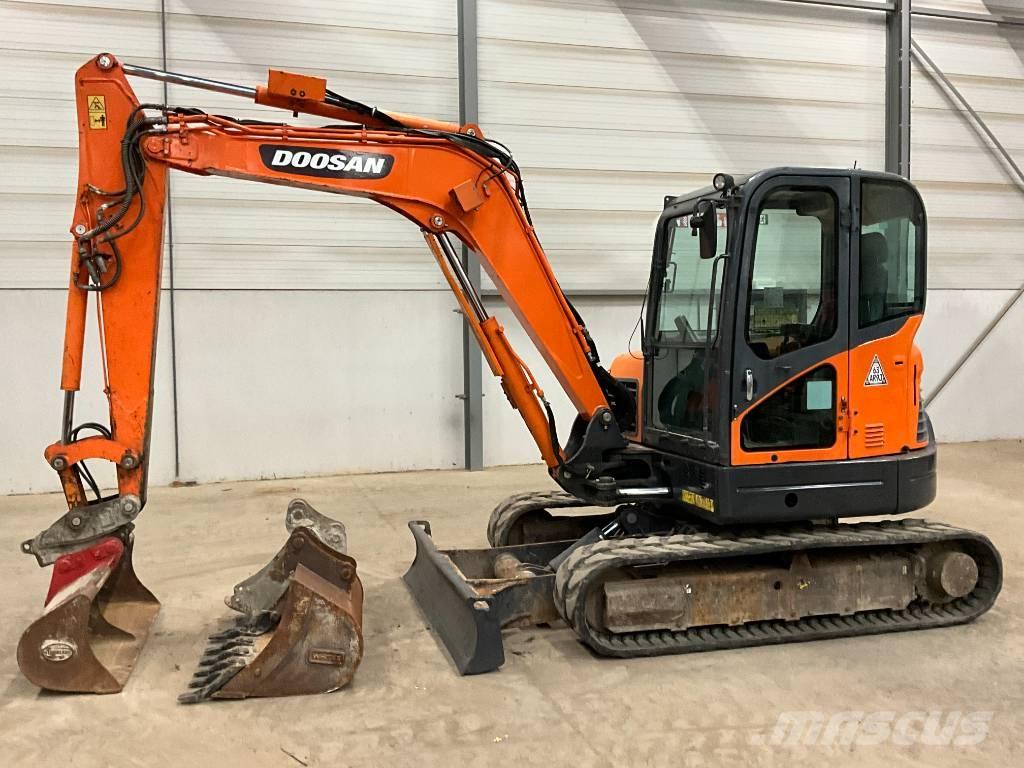 Doosan DX 63-3 Mini bageri <7t