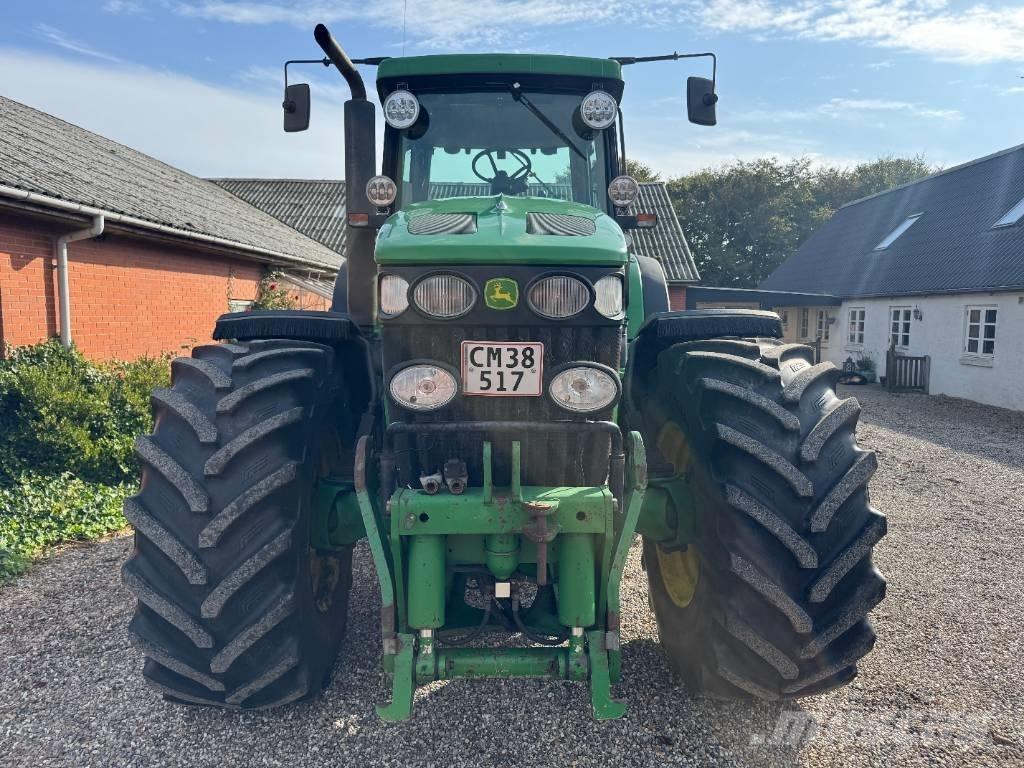 John Deere 7920 Traktori