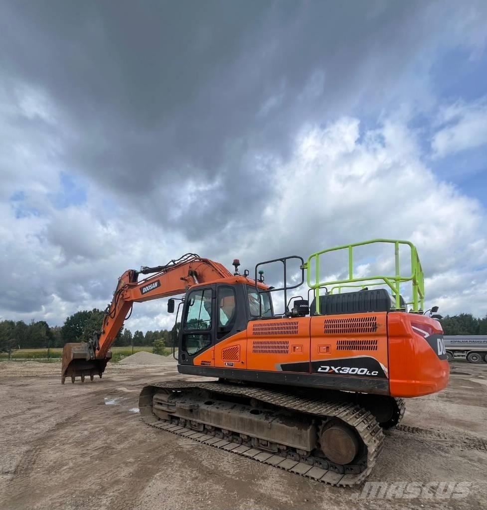 Doosan DX300-LC-7 Bageri gusjeničari